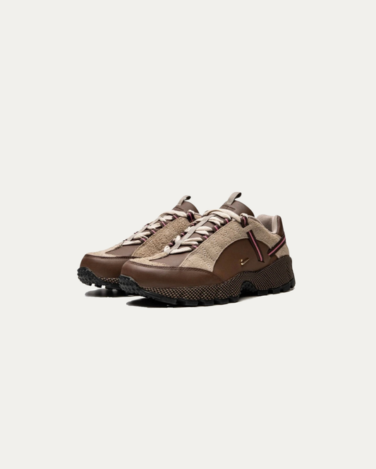 Nike Air Humara LX